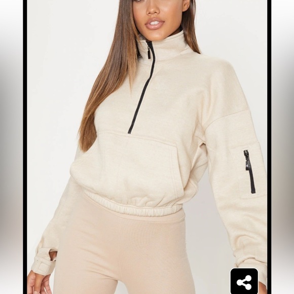 Pretty little thing Sand Oversized Zip Front Sweatshirt size small. - Picture 3 of 16